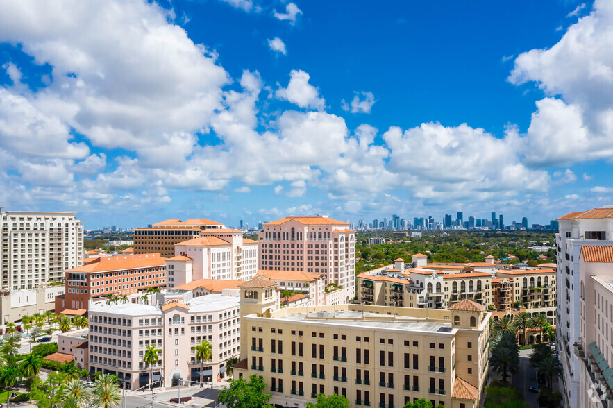 95 Merrick Way, Coral Gables, FL en alquiler - Vista aérea - Imagen 3 de 3