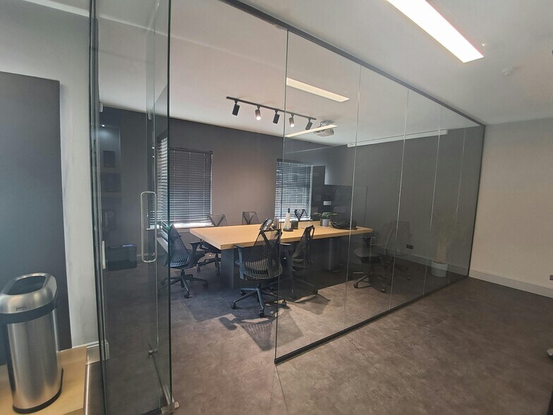 High St, Goring en alquiler - Foto del edificio - Imagen 2 de 3