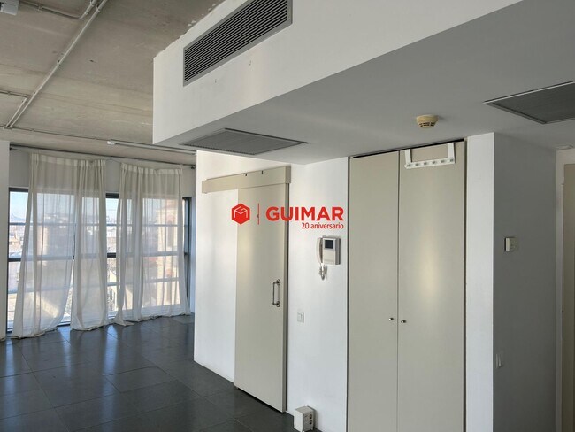 Más detalles de Oficina en alquiler