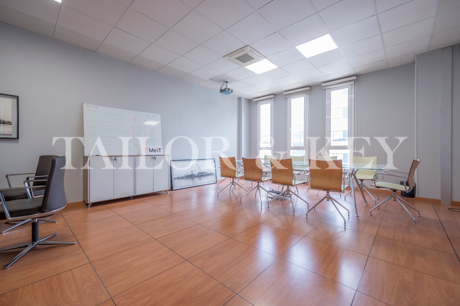 Nave en Madrid, Madrid en venta Foto del edificio- Imagen 1 de 2