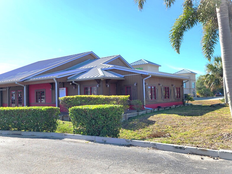 1981 N Wickham Rd, Melbourne, FL en alquiler - Foto del edificio - Imagen 1 de 5