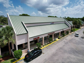 7101-7225 W Oakland Park Blvd, Lauderhill, FL en alquiler Foto del edificio- Imagen 1 de 6