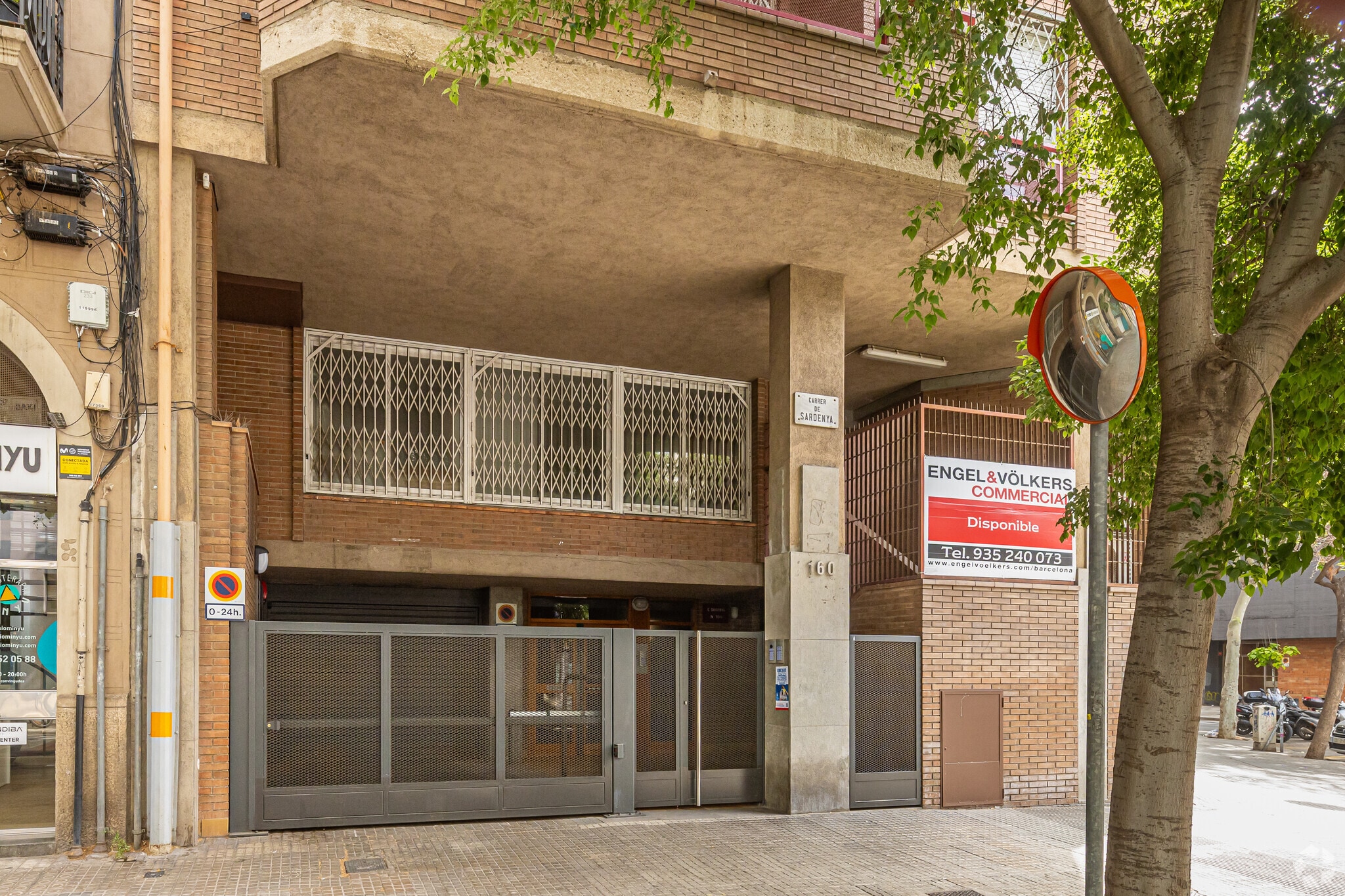 Edificio residencial en Barcelona, Barcelona en venta Foto del interior- Imagen 1 de 2