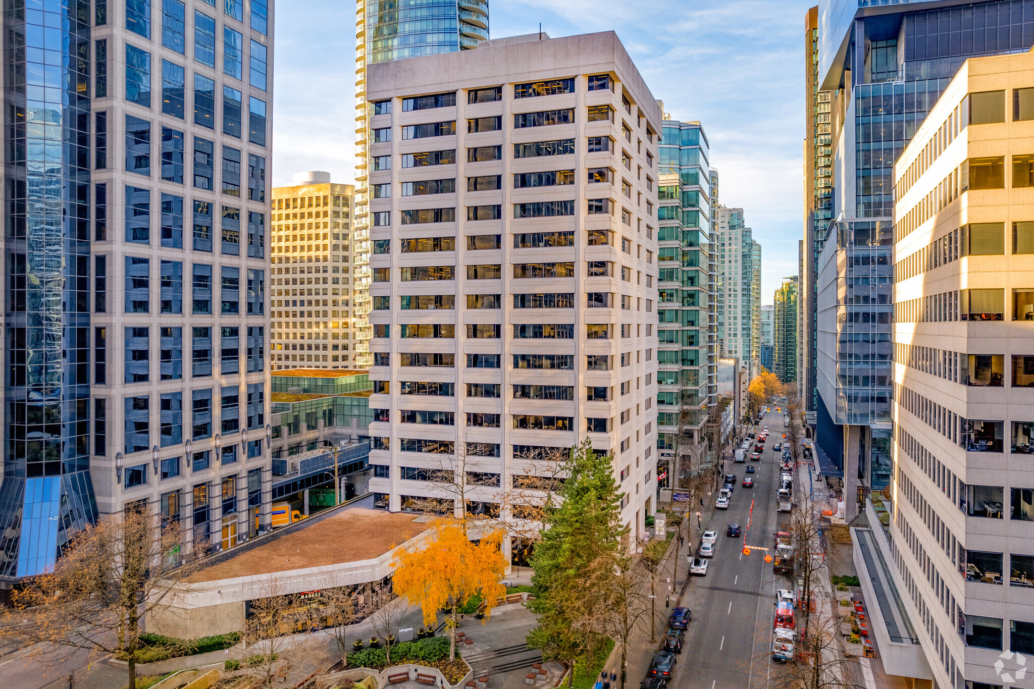 1100 Melville St, Vancouver, BC en alquiler Foto del edificio- Imagen 1 de 7