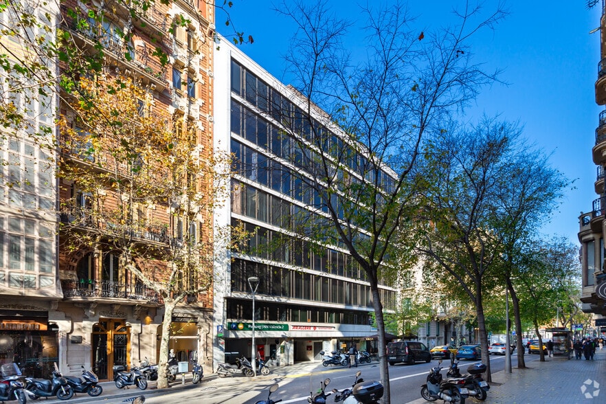 Carrer de València, 243, Barcelona, Barcelona en alquiler - Foto del edificio - Imagen 3 de 6