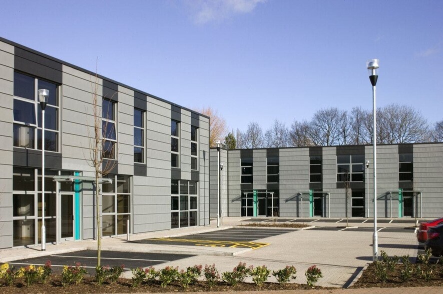 Cranmore Dr, Solihull en venta - Foto del edificio - Imagen 3 de 3