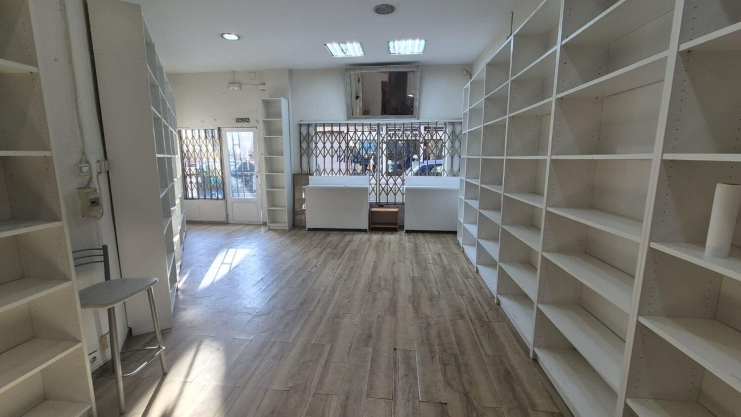 Local en Madrid, Madrid en alquiler Foto del interior- Imagen 1 de 8