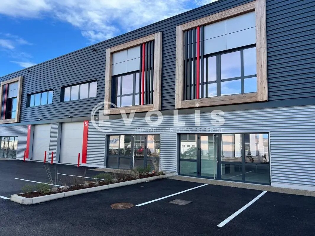 6 Rue De Bretagne, Saint-Quentin-Fallavier en alquiler Foto del edificio- Imagen 1 de 21