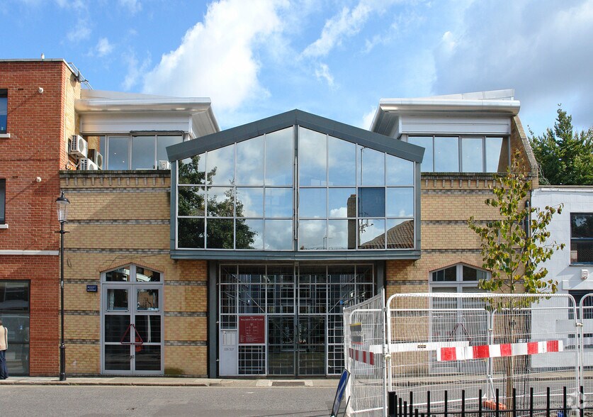 225-227 Walmer Rd, London en alquiler - Foto del edificio - Imagen 2 de 8