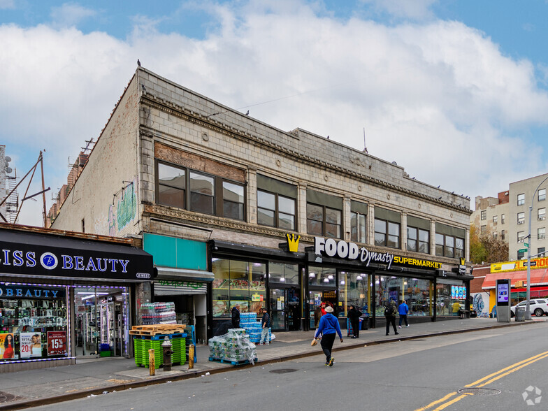 40-48 W Burnside Ave, Bronx, NY en alquiler - Foto del edificio - Imagen 3 de 4