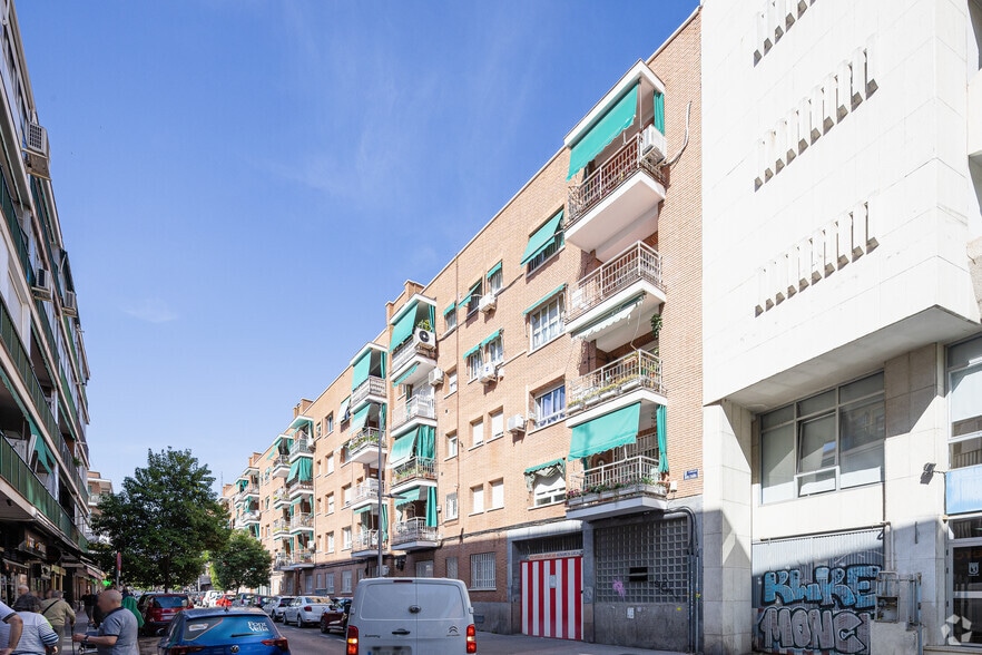 Calle De Boltaña, 17-19, Madrid, Madrid en alquiler - Foto del edificio - Imagen 2 de 7