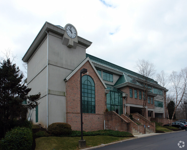 266 E Lancaster Ave, Malvern, PA en alquiler - Foto del edificio - Imagen 2 de 5