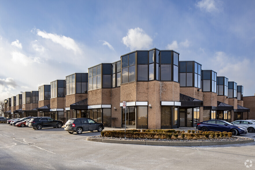 5080 Timberlea Blvd, Mississauga, ON en alquiler - Foto del edificio - Imagen 2 de 8