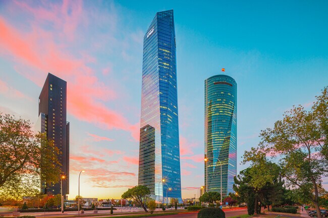 Más detalles de Paseo Castellana, 259 C, Madrid - Oficina en alquiler