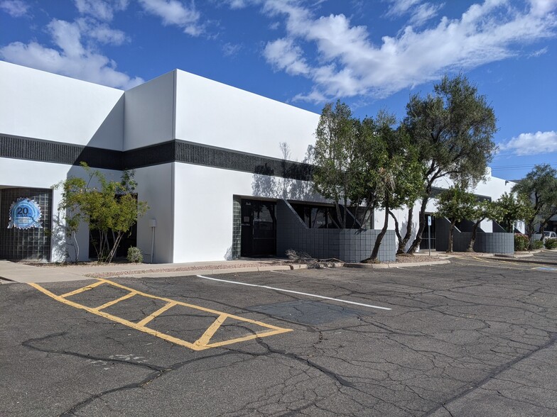 5865 S Kyrene Rd, Tempe, AZ en alquiler - Foto del edificio - Imagen 1 de 9