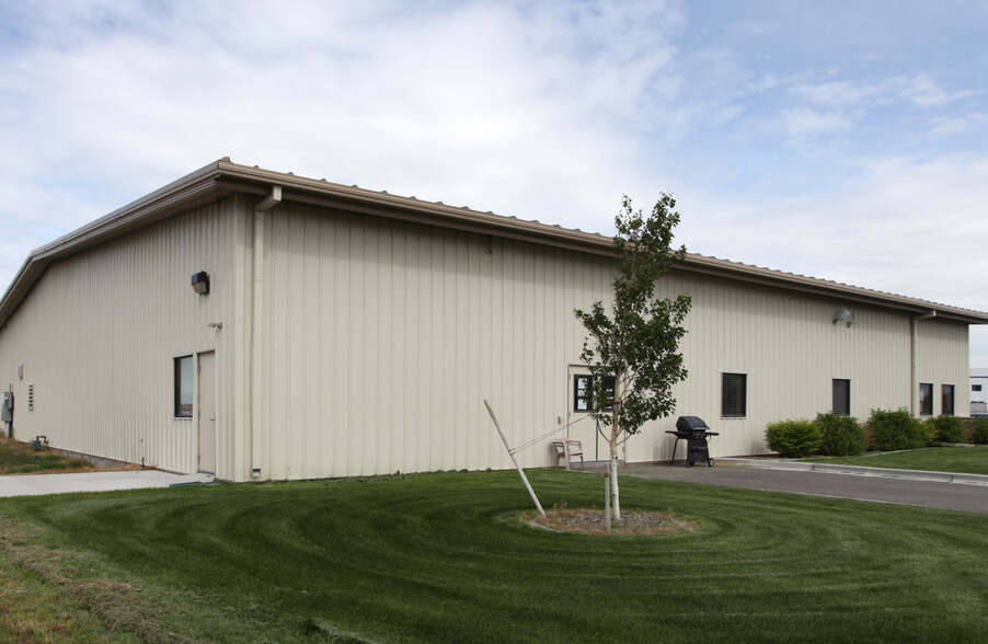 3875 S American Way, Idaho Falls, ID en alquiler - Foto del edificio - Imagen 2 de 7