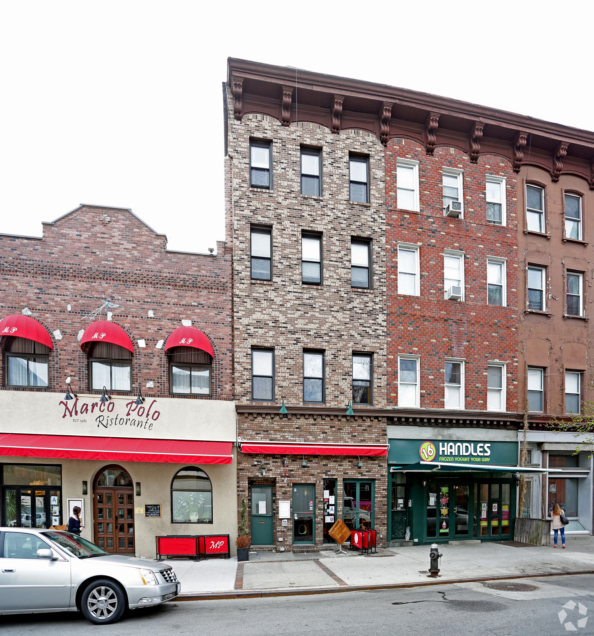 347 Court St, Brooklyn, NY en alquiler Foto del edificio- Imagen 1 de 12