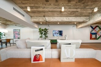 605 lincoln Rd, Miami Beach, FL en alquiler Foto del interior- Imagen 2 de 19