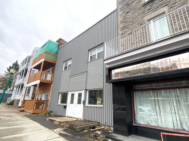 765 4E Rue De La Pointe, Shawinigan, QC en venta - Foto del edificio - Imagen 2 de 3