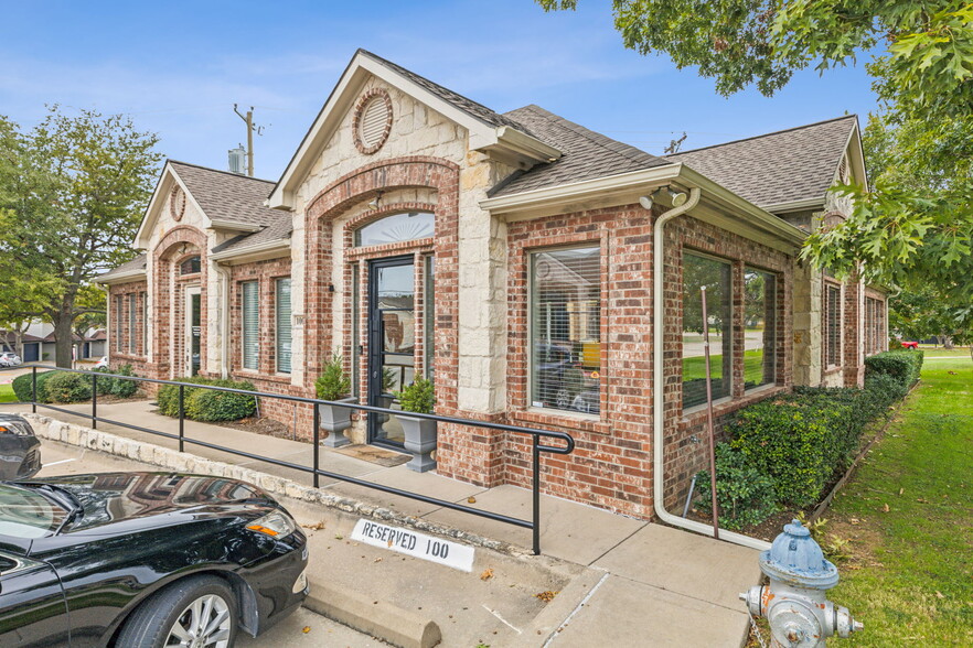 3000 Keller Springs Rd, Carrollton, TX en venta - Foto del edificio - Imagen 1 de 27