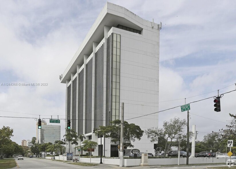 2600 SW 3rd Ave, Miami, FL en alquiler - Foto del edificio - Imagen 2 de 6