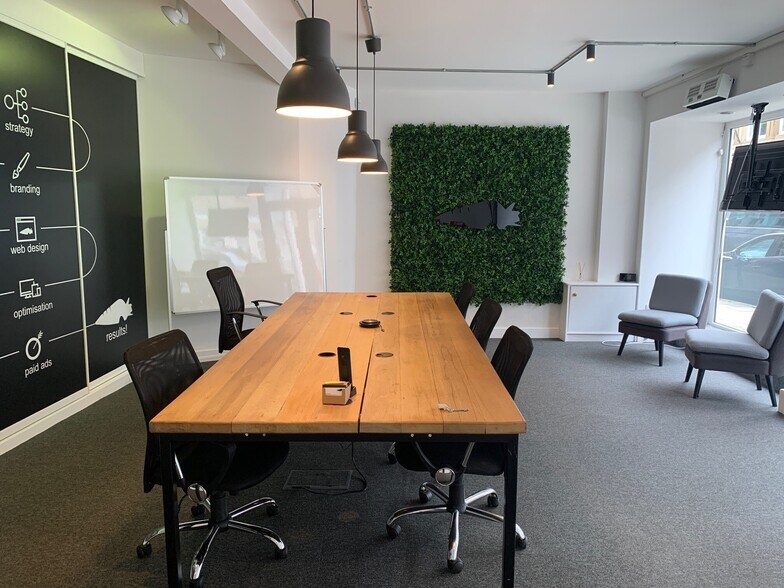 10 George St, Perth en alquiler - Foto del edificio - Imagen 3 de 4