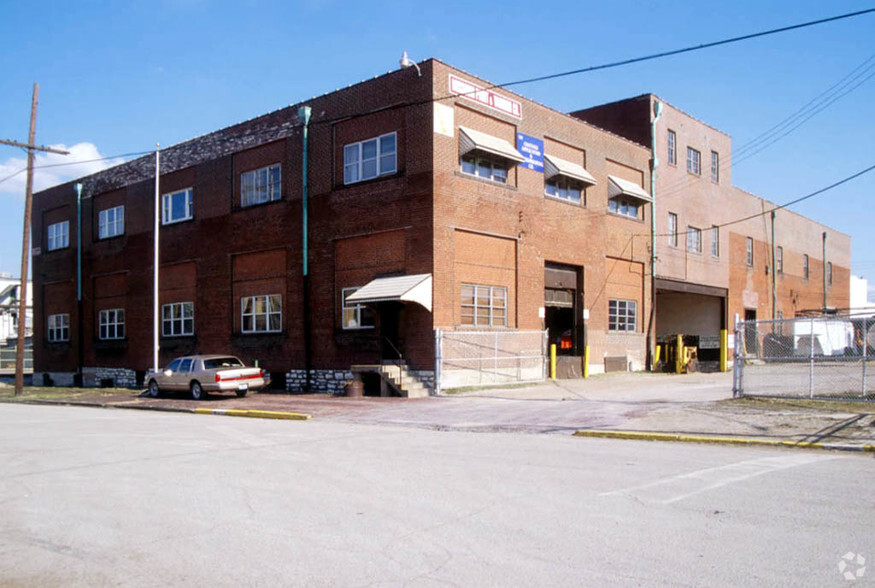 5215 N 2nd St, Saint Louis, MO en venta - Foto principal - Imagen 2 de 11