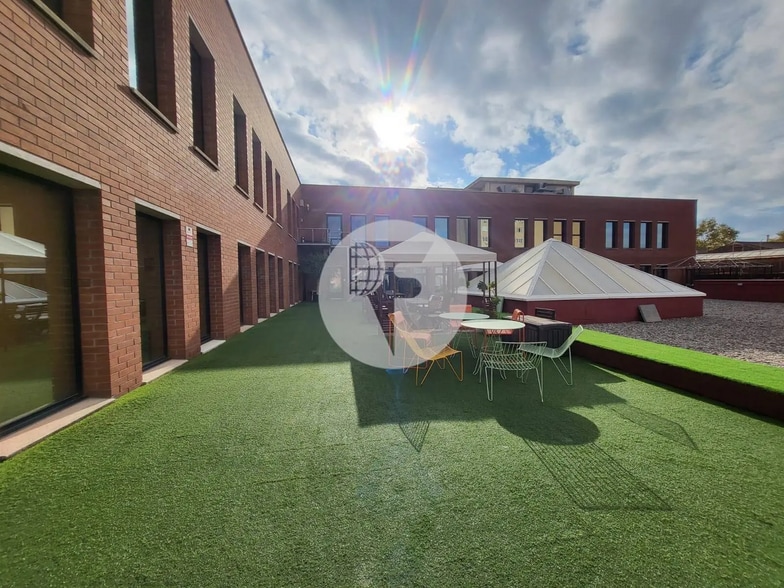 Oficina en Barcelona, Barcelona en alquiler - Foto del edificio - Imagen 3 de 6