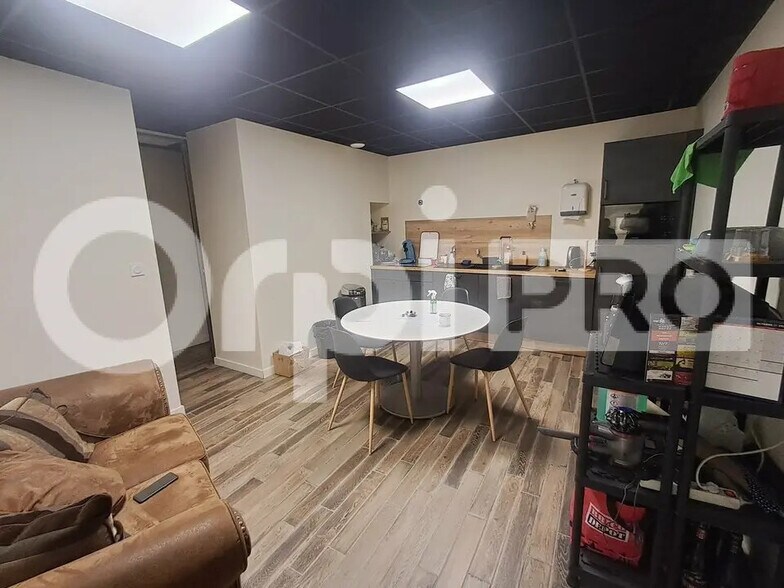 Local en Montluçon en venta - Foto del interior - Imagen 3 de 4