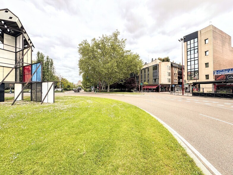Paseo de Zorrilla, 127, Valladolid, Valladolid en venta - Foto del edificio - Imagen 2 de 29