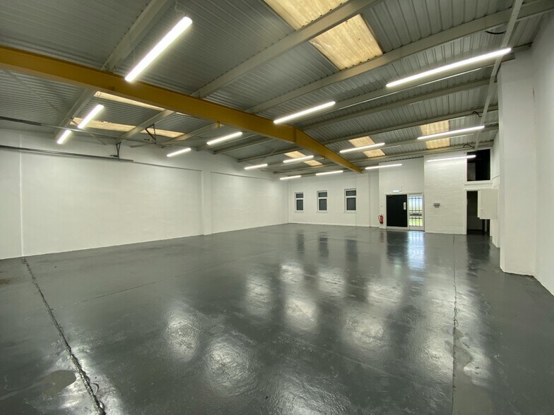 2-4 Carron Pl, East Kilbride en alquiler - Foto del edificio - Imagen 3 de 4