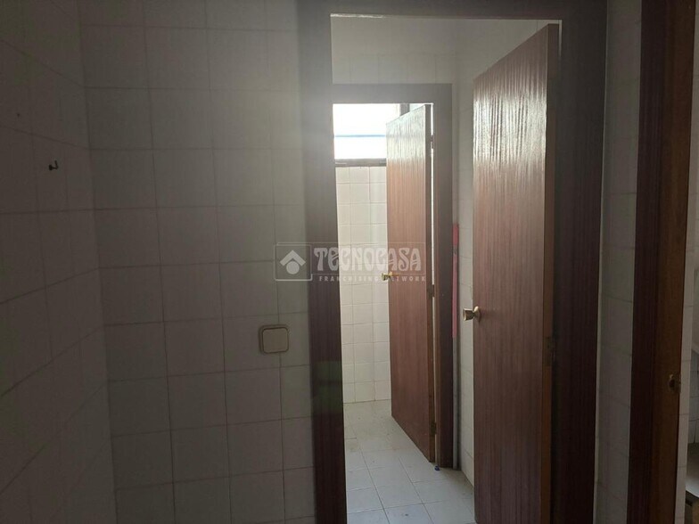 Edificio residencial en Alcalá de Henares, Madrid en venta - Foto del interior - Imagen 3 de 12