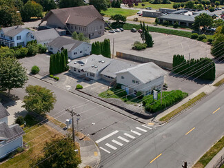 Más detalles para 902 E Maple St, Arlington, WA - Oficinas en alquiler