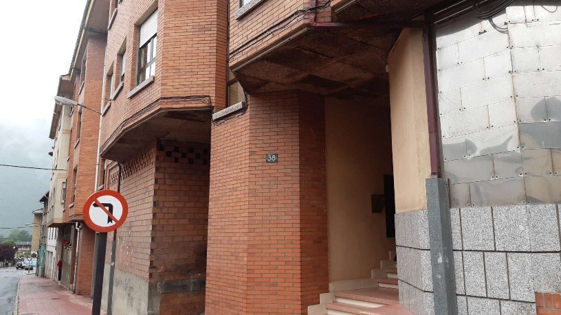 Oficina en Villablino, León en venta - Foto del edificio - Imagen 2 de 17