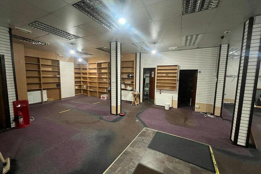 221 Albert Dr, Glasgow en venta - Foto del interior - Imagen 3 de 4