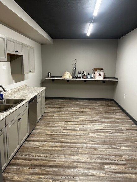 950 Comanche St, Estes Park, CO en venta - Foto del interior - Imagen 2 de 5