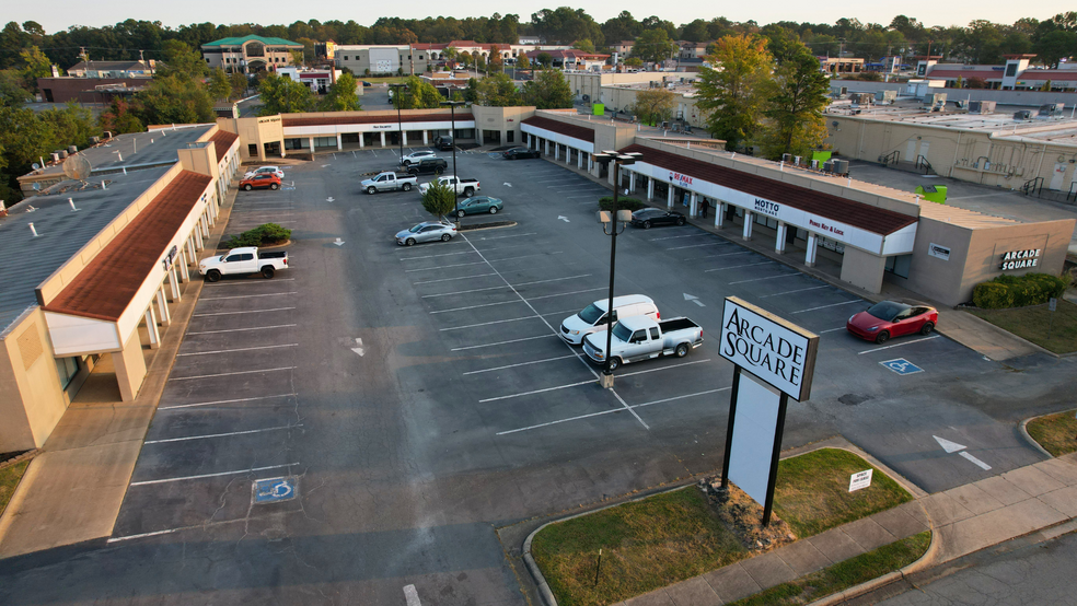 11324 Arcade Dr, Little Rock, AR en alquiler - Foto del edificio - Imagen 1 de 11