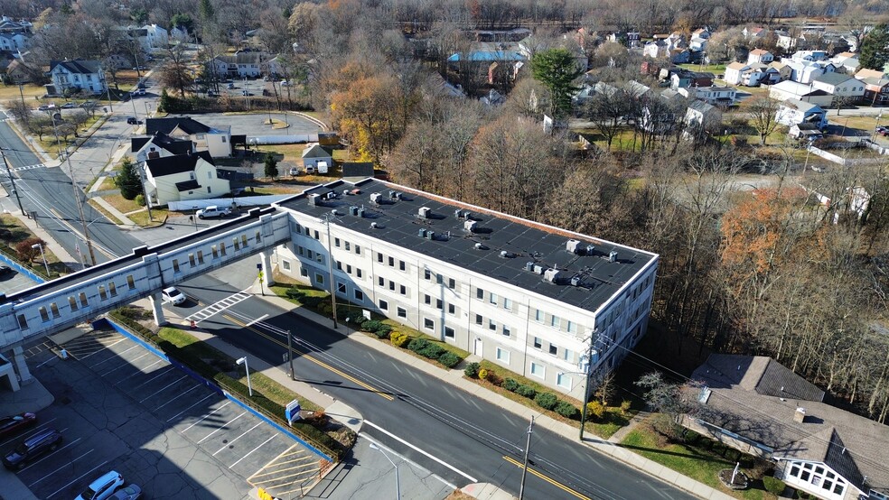 161 E Main St, Port Jervis, NY en venta - Foto del edificio - Imagen 2 de 63