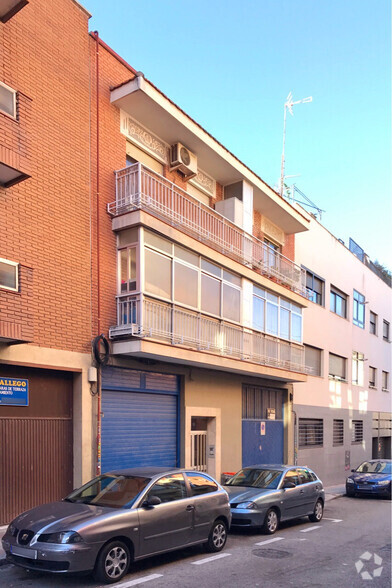 Calle De Sierra Bermeja, 30, Madrid, Madrid en venta - Foto del edificio - Imagen 1 de 2