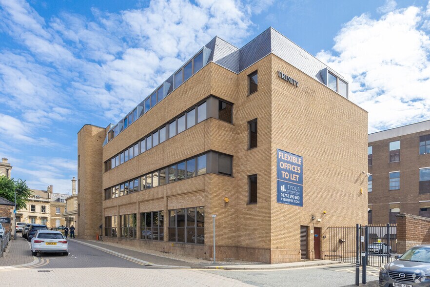 Trinity St, Peterborough en alquiler - Foto del edificio - Imagen 1 de 41