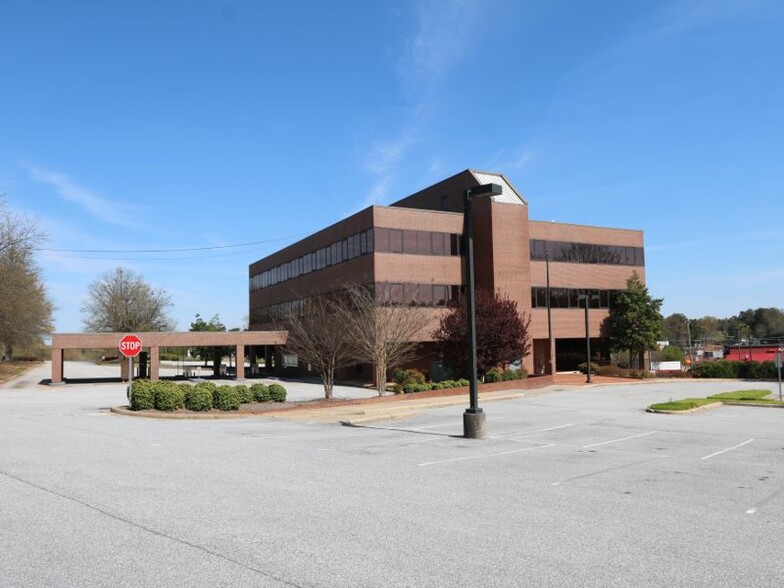 400 Memorial Drive Ext, Greer, SC en alquiler - Foto del edificio - Imagen 2 de 12