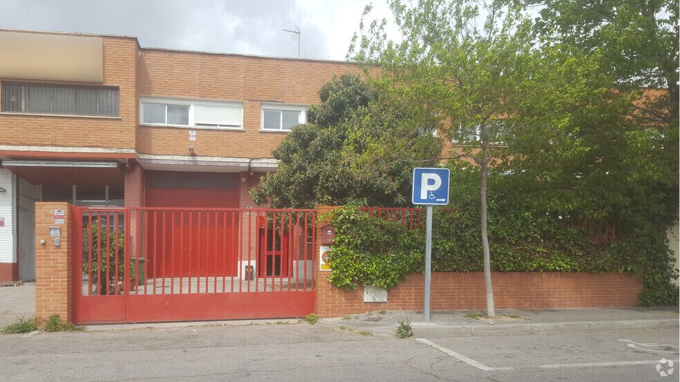Nave en Torrejón de Ardoz, Madrid en venta - Foto principal - Imagen 1 de 1