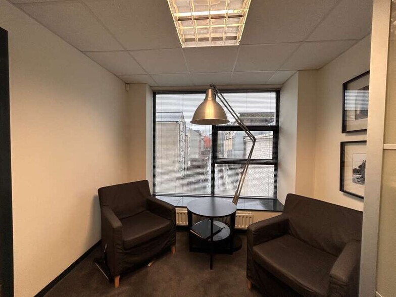 128A Eglantine Av, Belfast en alquiler - Foto del edificio - Imagen 2 de 4