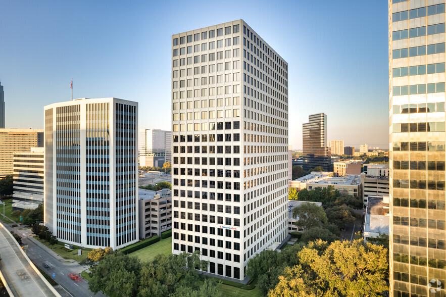 2000 West Loop S, Houston, TX en alquiler - Foto del edificio - Imagen 1 de 14