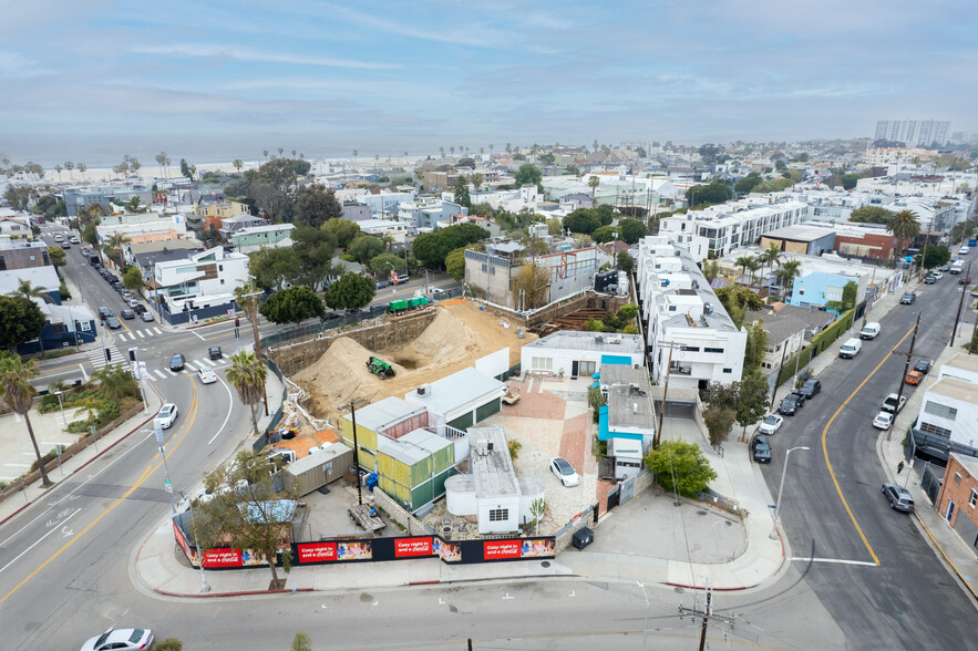 891 Abbot Kinney Blvd, Venice, CA en venta - Foto del edificio - Imagen 3 de 43