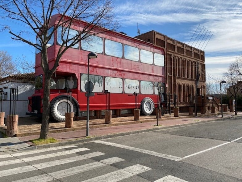 Local en Lleida, Lérida en venta - Foto de la construcción - Imagen 2 de 3