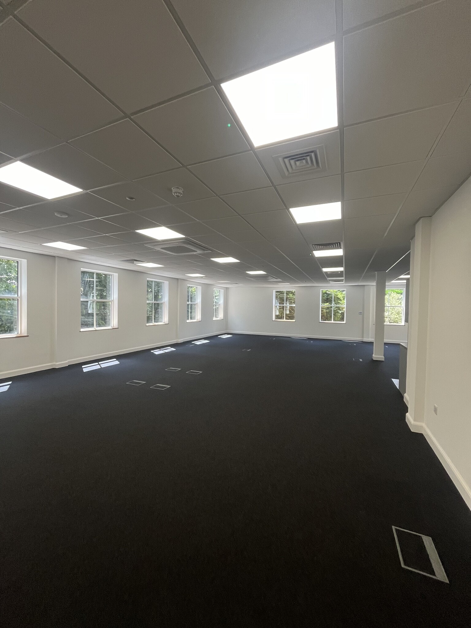 Portsmouth Rd, Send en alquiler Foto del interior- Imagen 1 de 2