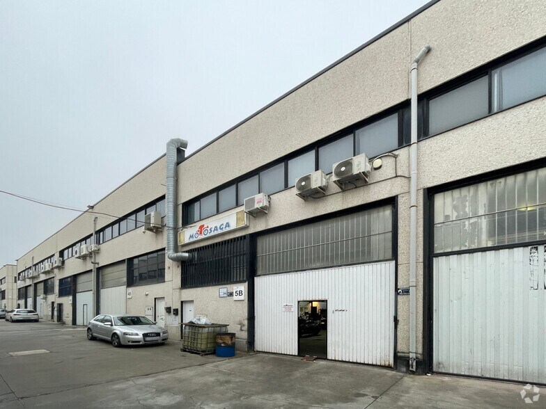 Nave en San Sebastián de los Reyes, Madrid en venta - Foto del interior - Imagen 1 de 1