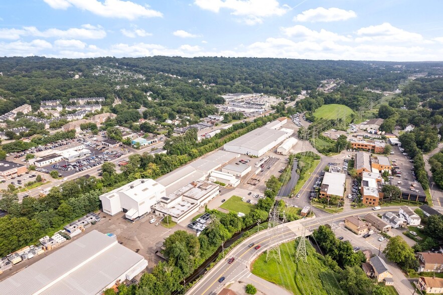 65 Ramapo Valley Rd, Mahwah, NJ en alquiler - Foto del edificio - Imagen 3 de 26