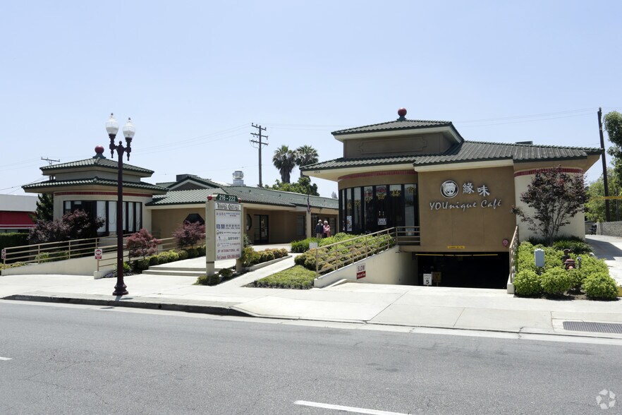 216-222 W Garvey Ave, Monterey Park, CA en alquiler - Foto del edificio - Imagen 2 de 3